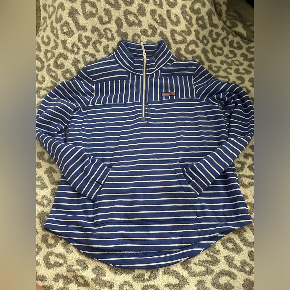Vineyard Vines half zip pocket sweatshirt